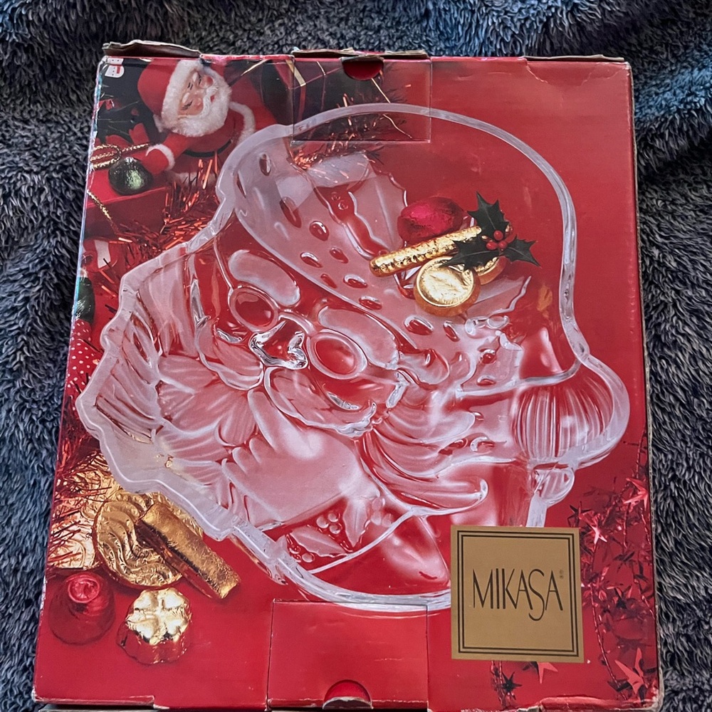 Mikasa Clear Glass Santa Holiday Serving Plate